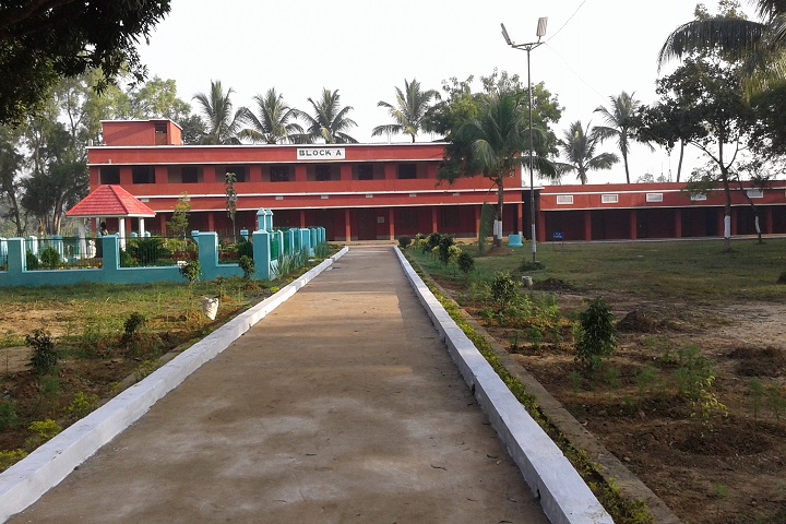 https://cache.careers360.mobi/media/colleges/social-media/media-gallery/23551/2021/5/10/Campus entrance view of Baruneswar Mohavidyalaya Lenkasahi_Campus-View.jpg